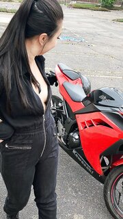 Would you just look at it **Spoiler alert: not my bike and aint riding on the streets lol **