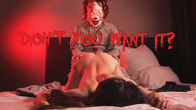 Horny clown Pennywise fucks and crempies your hot girlfriend Diana Daniels