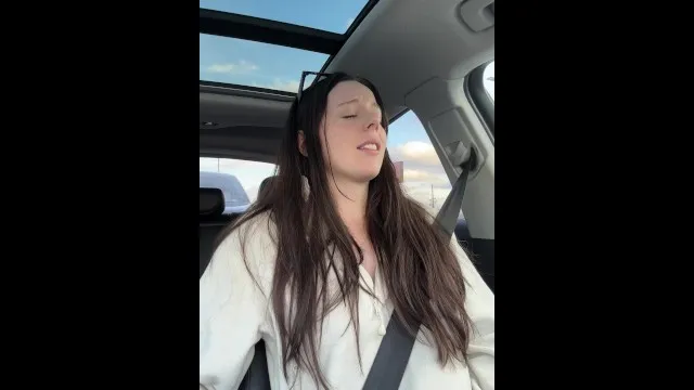 Nadia Foxx gets wild in the car & gives herself a vibrator in public
