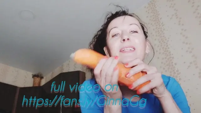 GinnaGg is a naughty Russian MILF who loves to fisting vegetables with her feet and toys