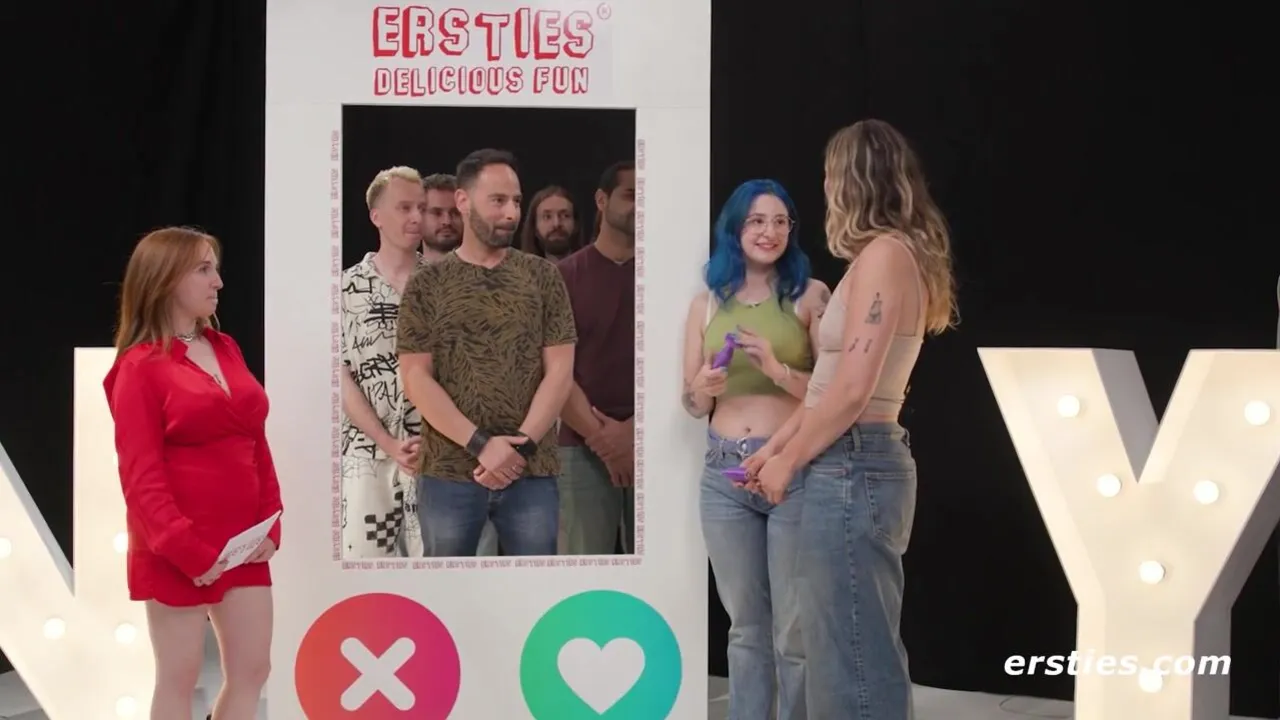 Khalamite joins Tinder in a wild reality threesome with naked girls and a massage