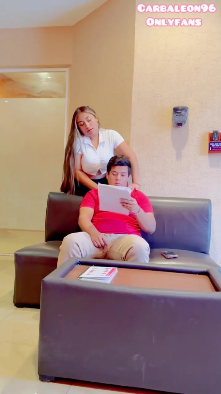 María Carbaleon de-stresses her boss's ass & gives her a messy creampie