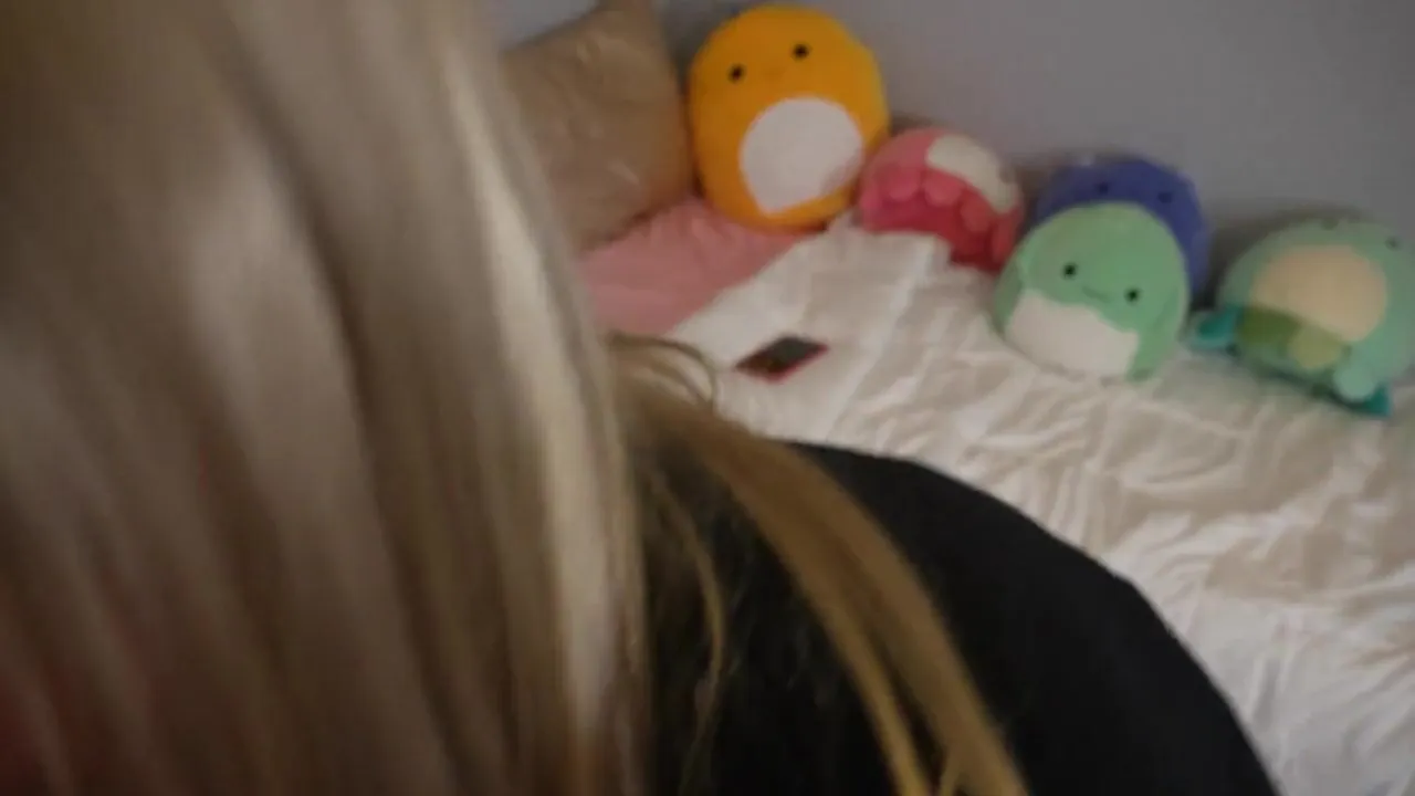 Watch horny college teen Ambie Bambii suck and ride her frat boy's cock in her dorm room