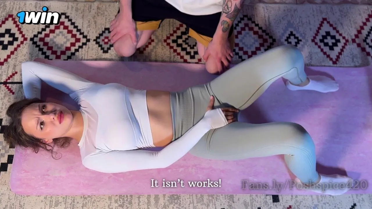 Alexa Poshspicy's Squirt Therapy: Intense Close-Up Pussy Squirt and Fingering Session with a Big Dick