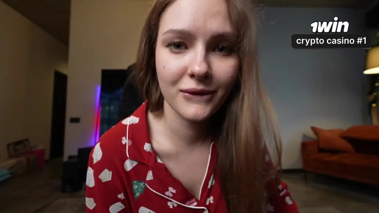 Cheating wife's VR POV: Husband's friend bangs her while he plays VR games