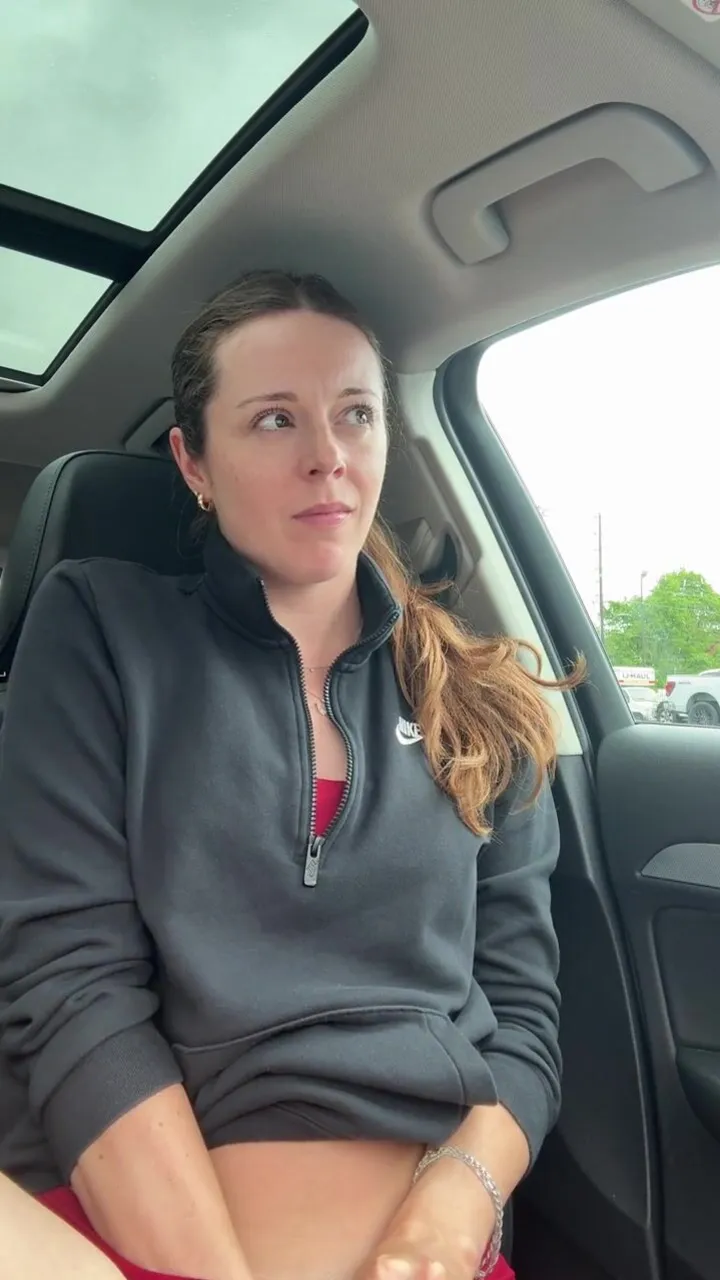 Nadia Foxx tries not to cum while using her lush at the Golf Simulator