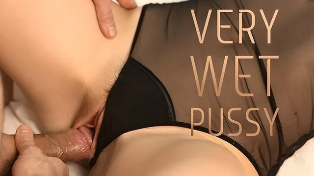 Wet Pussy Creampie