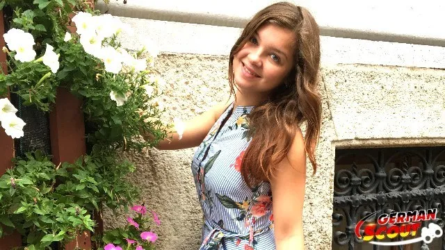 18 Jahre Junge Renata ANAL Gefickt Bei Strassen Casting